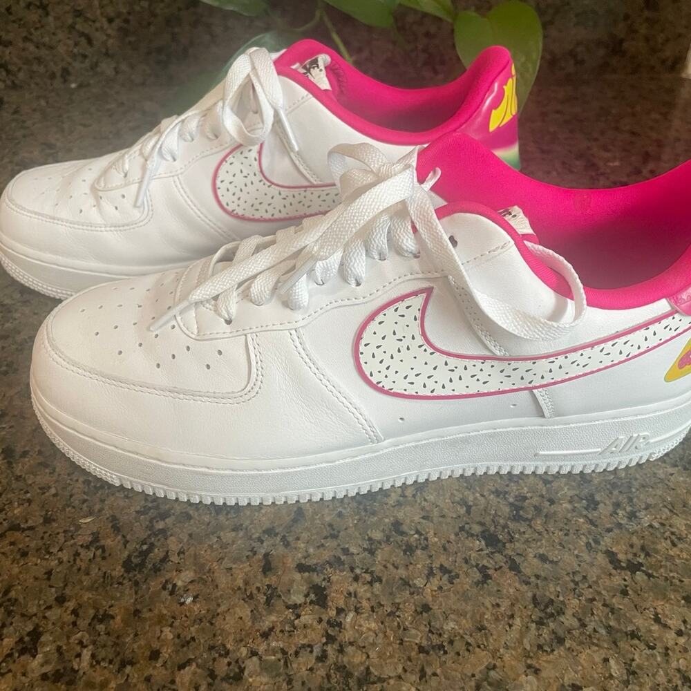 Women’s Size 11 Nike Air Force 1 ‘07 LX “Dragon Fruit” Sneakers